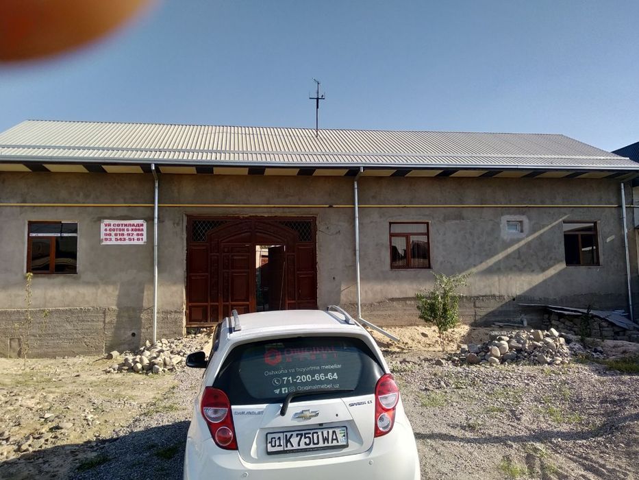 Hovli sotiladi 5 massivda