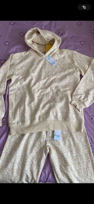 Дамски комплект ва Guess