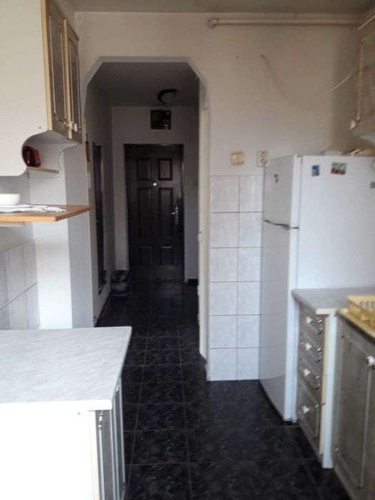 Inchiriez apartament 2 camere