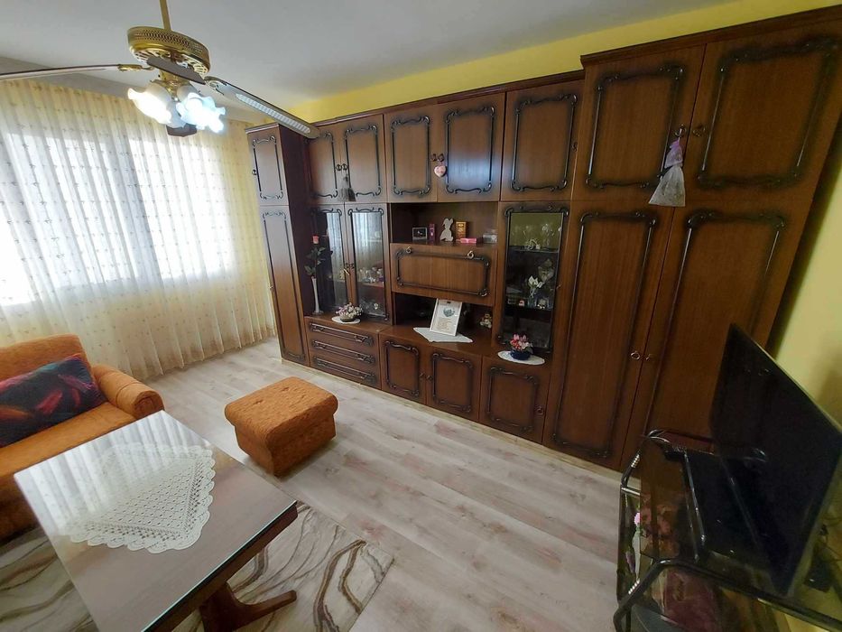 Продава се Двустаен апартамент в Търговище, Център - 68 кв.м за 1260 €/кв.м - Снимка #3