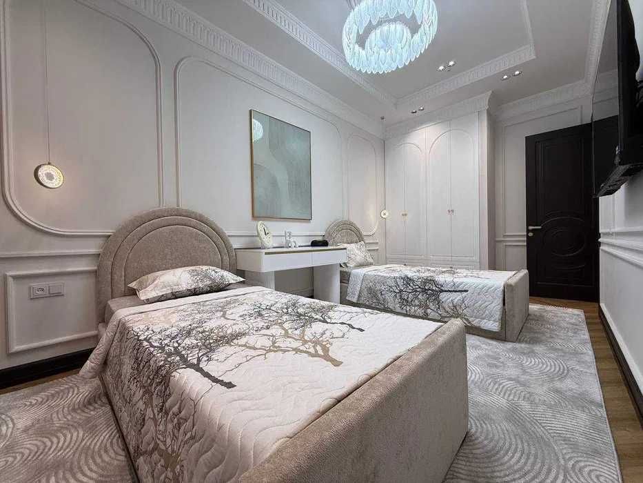 Сдается 3х комнатная новостройка Жк Парисен!!!