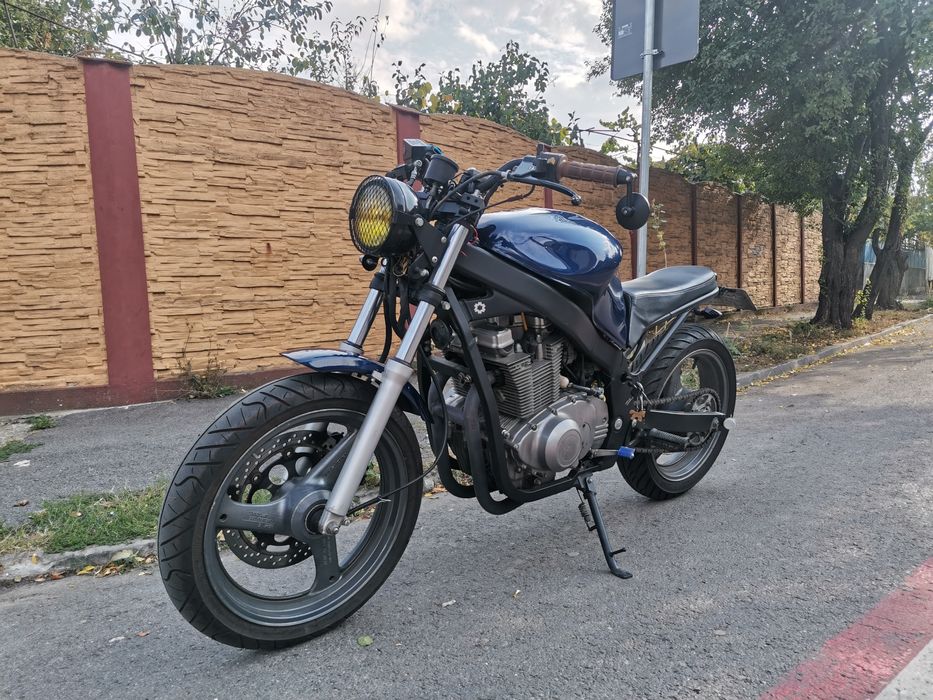 Suzuki GS500 Cafe Racer