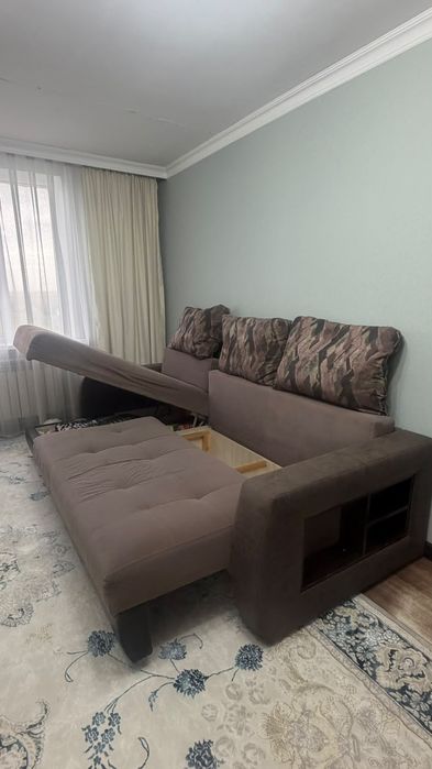 Продам недорого диван