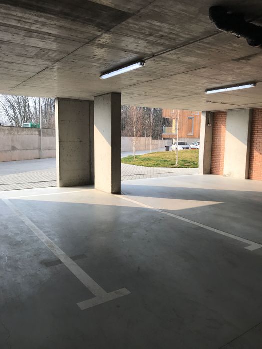 Apartament 2 camere nou, mobilat, design loft, loc de parcare demisol