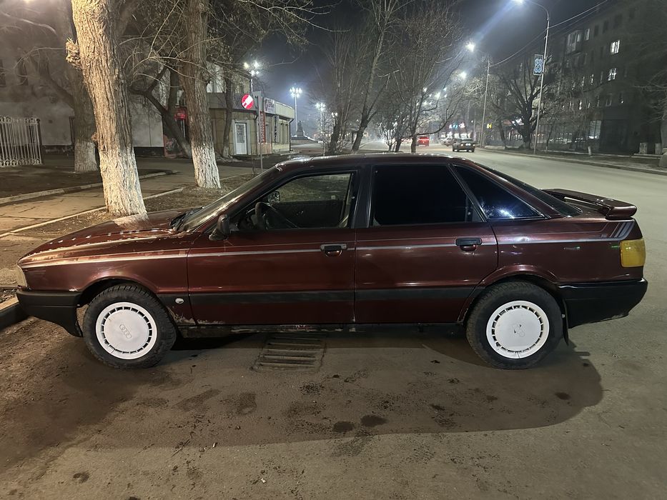 Продам Ауди 80 б3
