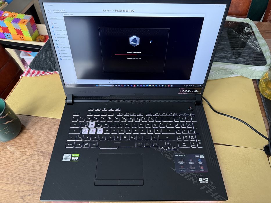 Laptop Gaming Asus ROG STRIX G17 -i7-NVIDIA RTX 2070 Super 8GB