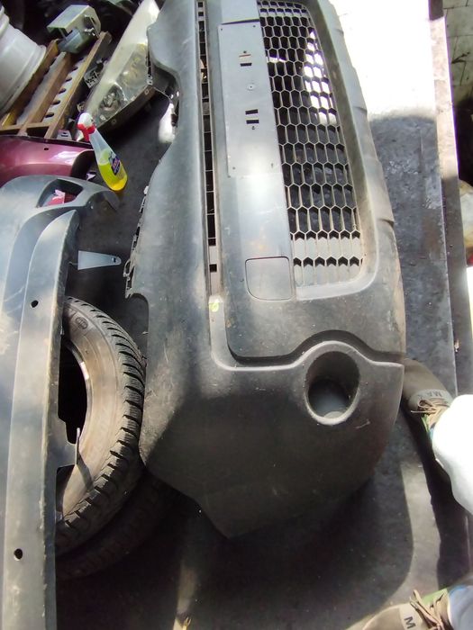 Предна броня за Renault Kango 13-17