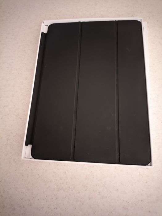 Продам умный чехол на айпад