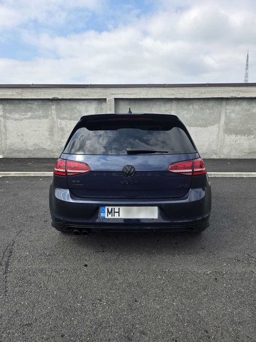 Volkswagen Golf 7 R-Line 2.0 TDI 150 CP 4Motion | 92.000 km | Unic proprietar
