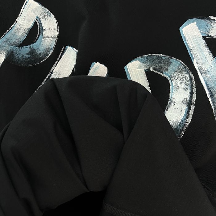 Tricou PRADA– Premium Luxury cu detalii Iconice ! Bumbac 100% Premium