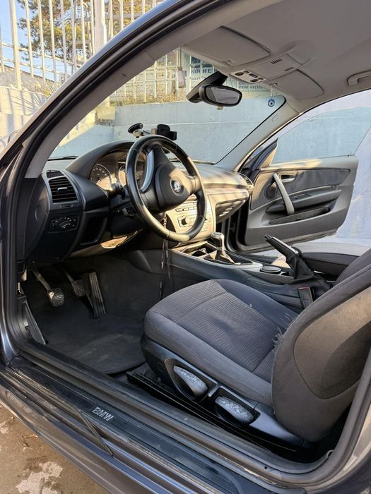 BMW 118D 2008год.