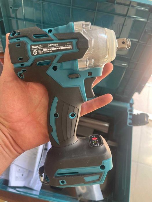 Filetanta impact fără perii, replica Makita DTW285ZJ, 18 V Li-Ion, 280 Nm + geantă Makpac