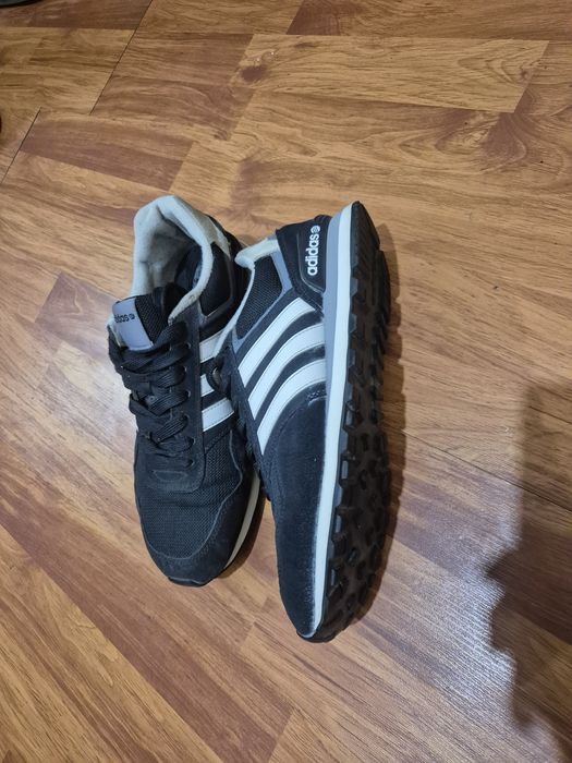 Продам Adidas Neo 44 Размер
