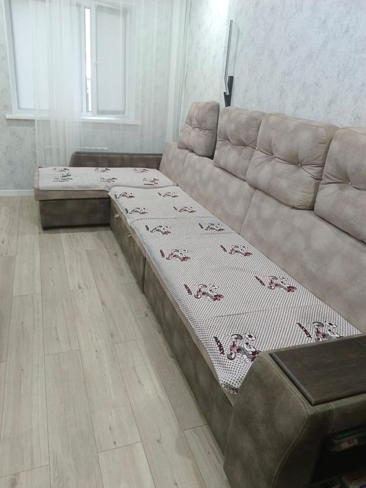 Диван угловой 4 м