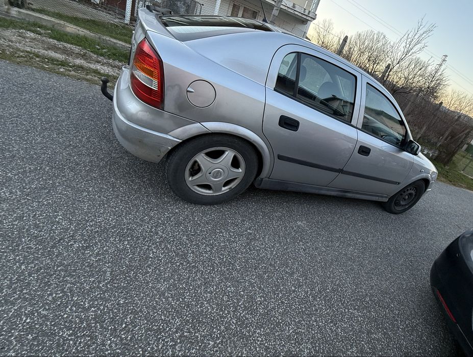 ( Опел  Астра ).