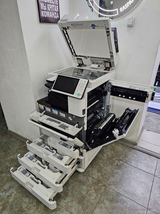 Продам принтер МФУ