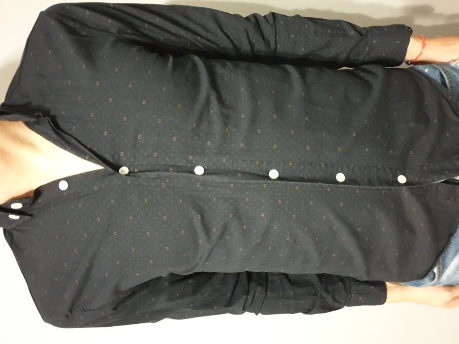 Продавам ризи Dsquared, Armani ,Zara