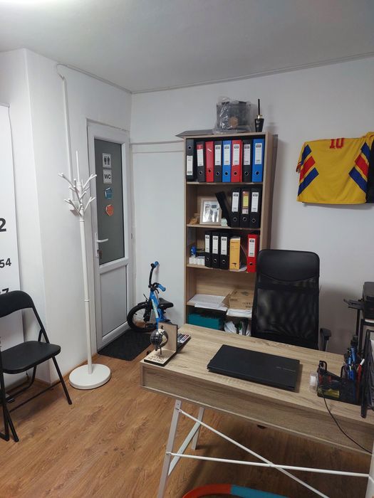 Casa de vanzare 200mp ,10 M deschidere