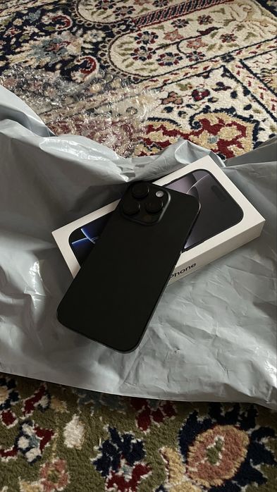 iPhone 16 про 256 гб