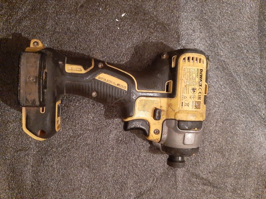 Devalt dcf887 brushles