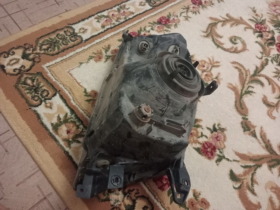 Фара поджеро 3 срочно