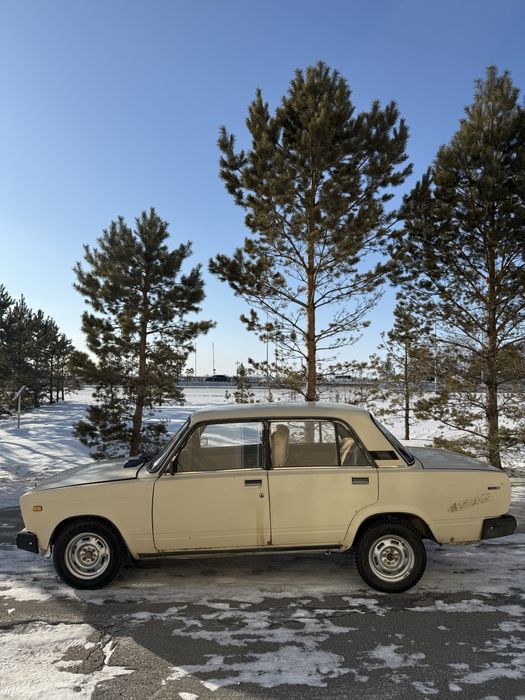 Продам машину Ваз 2107