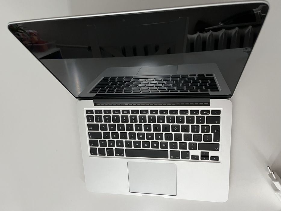 MacBook Pro 13 ,2015, 8GB RAM,128 GB SSD,model A1502