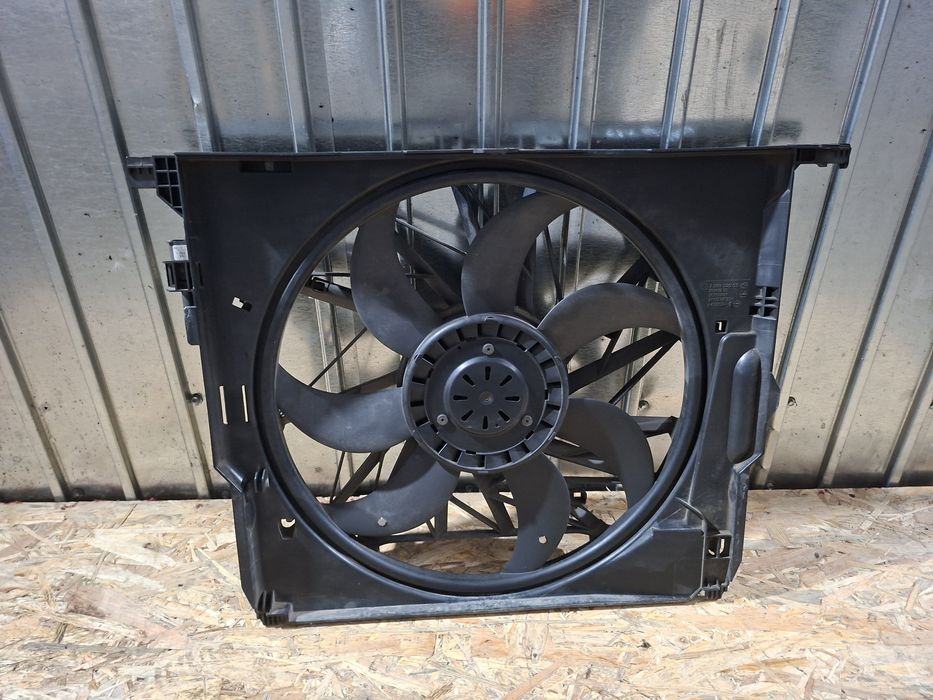 Electroventilator original BMW Seria 5 F10 F11 2.0d Cod 7633273 Brose