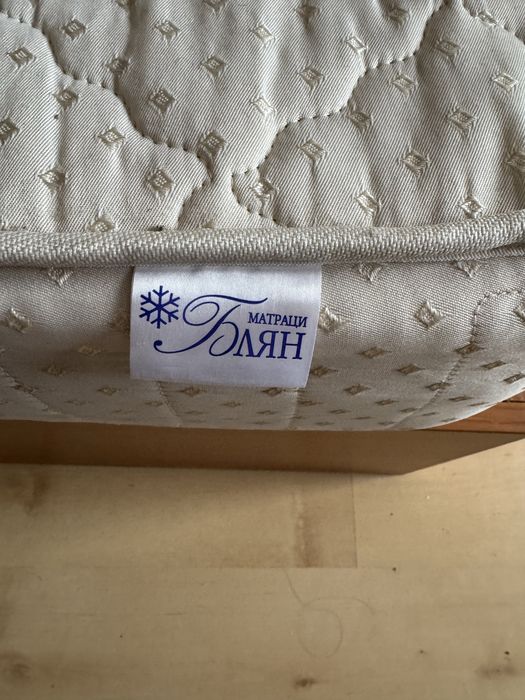 Продавам легло 120/190, гардероб, ракла