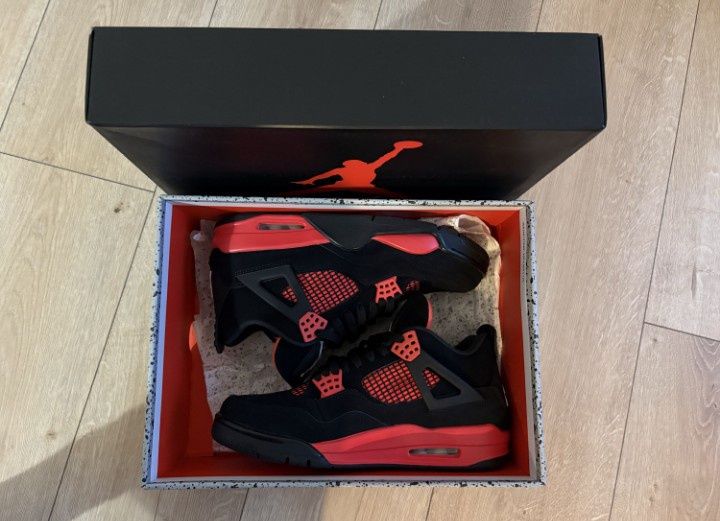 Adidași Air Jordan 4 Red Thunder