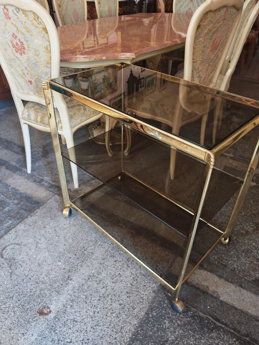 Ретро количка за сервиране (Бар количка)