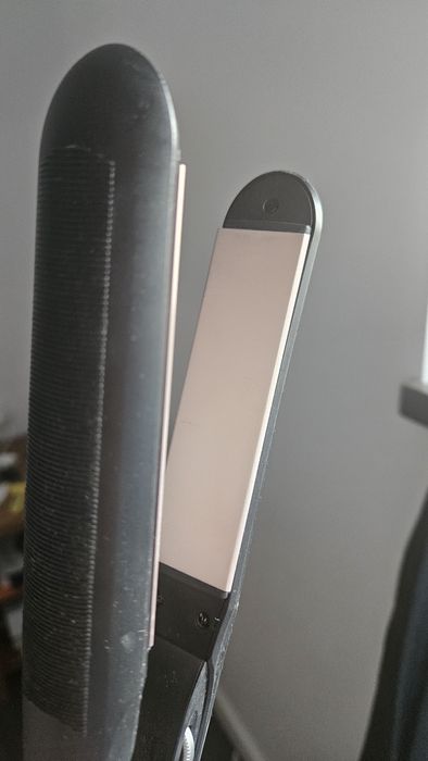 Vand placa de indreptat Babyliss Paris