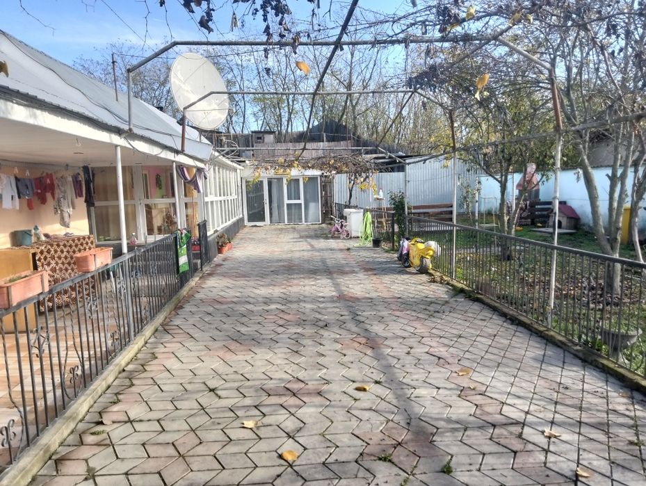Casa de vânzare oraș Costești sat starci
