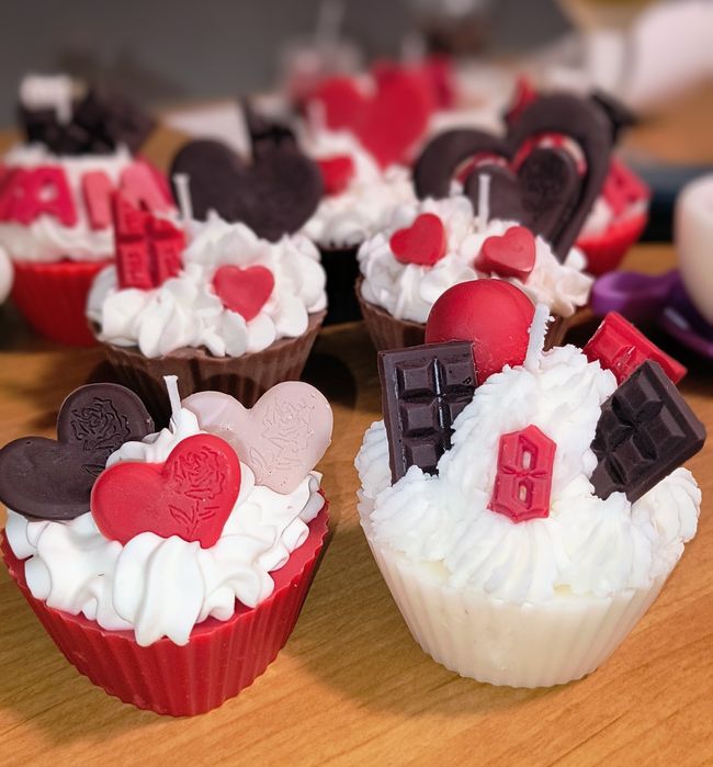 Ароматни свещи ръчно изработени