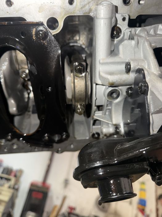 Двигател Н57д30а  258 (dvigatel N57d30a)