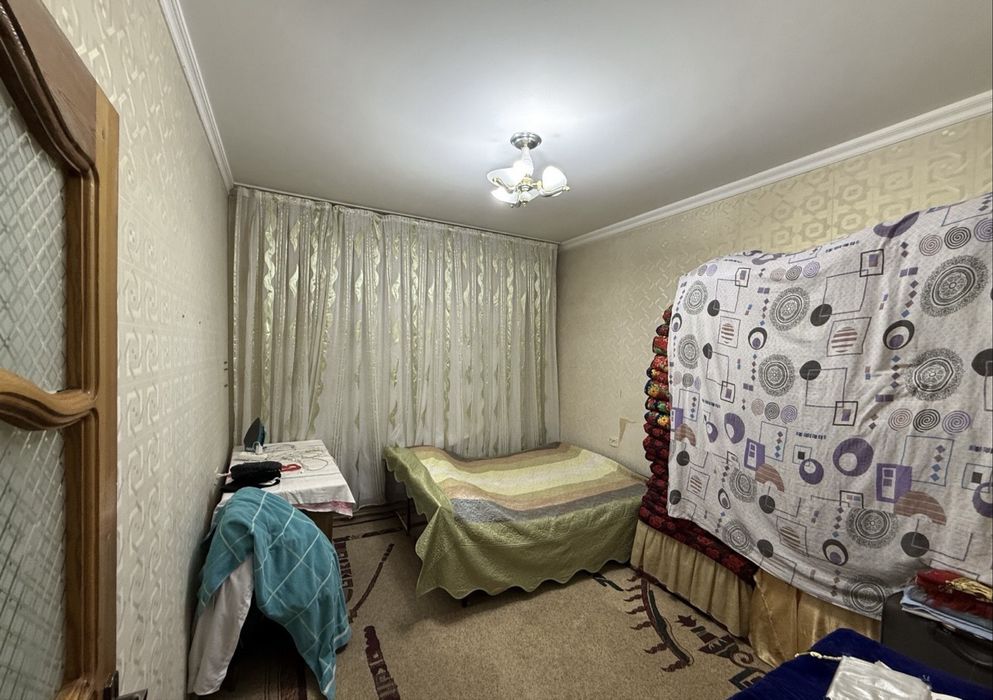 Ахмад Югнакий Продается квартира 4/4/5 балкон 2х6 Можно под Ипотеку