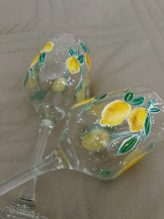 Ръчно рисувани чаши