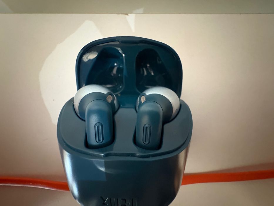 True wireless слушалки JBL T225 БЕЗЖИЧНА ВРЪЗКА, СИН Цена:110лв