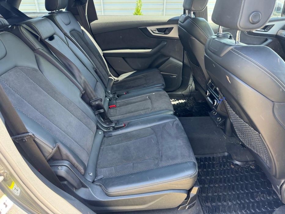 Boxe Audi Q7 4M 2016