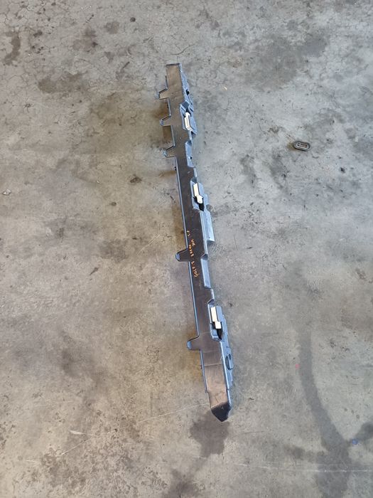 suport central bara spate  volkswagen golf 7 break - benzina 2014