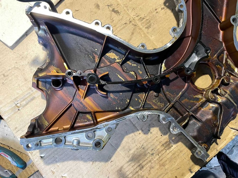 Преден Капак Ангренажно Задвижване Porsche Cayenne 957 4,8 V8