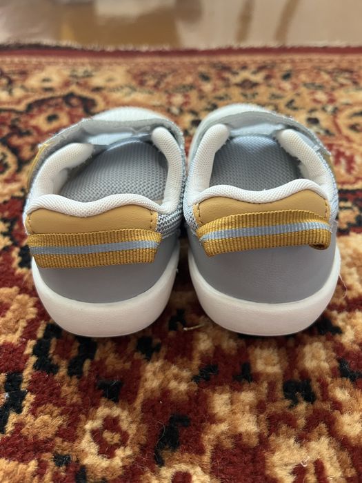 Кроссовки на мальчика