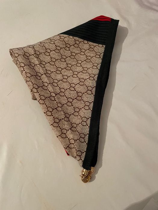 Платок с магнитом