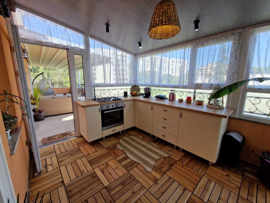 Продава се Многостаен апартамент в Стара Загора, Казански - 180 кв.м за 1267 €/кв.м - Снимка #17