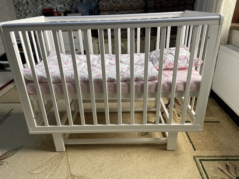 Детский кроват сотилади