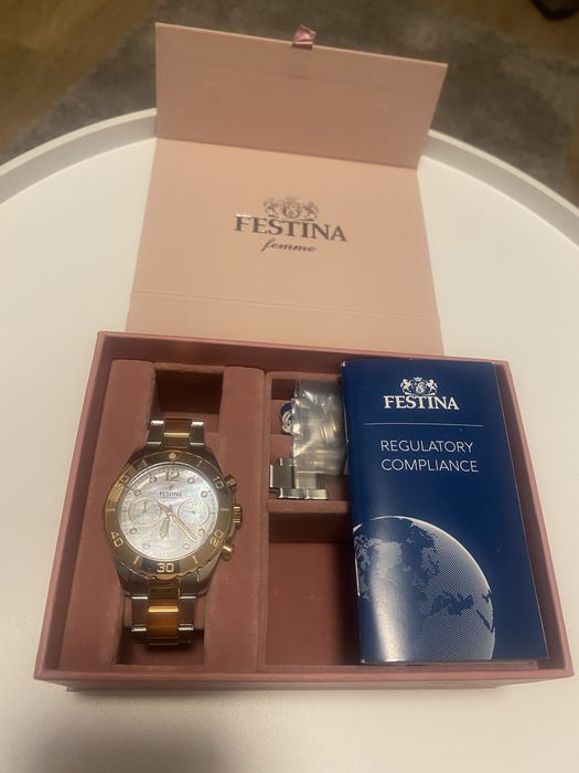 Дамски часовник Festina