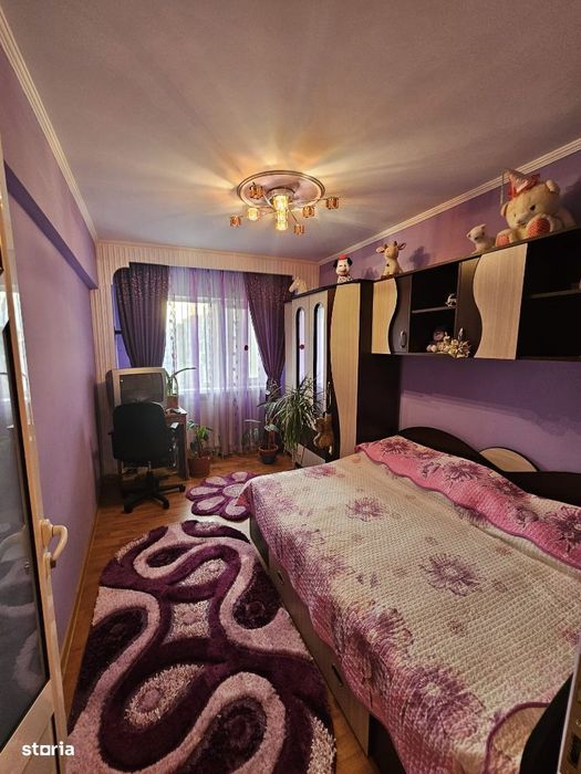 3 camere Mioveni