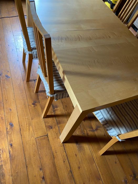 Masă extensibilă +scaune  IKEA