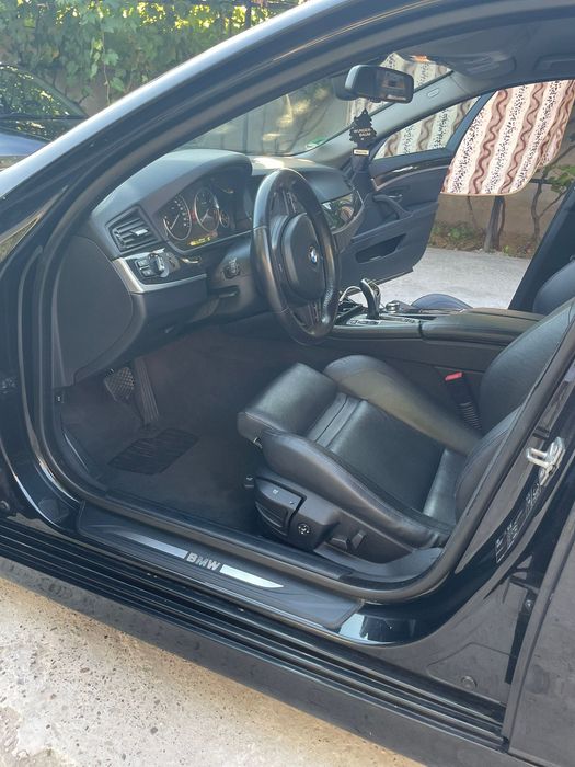 BMW F11,530,2011