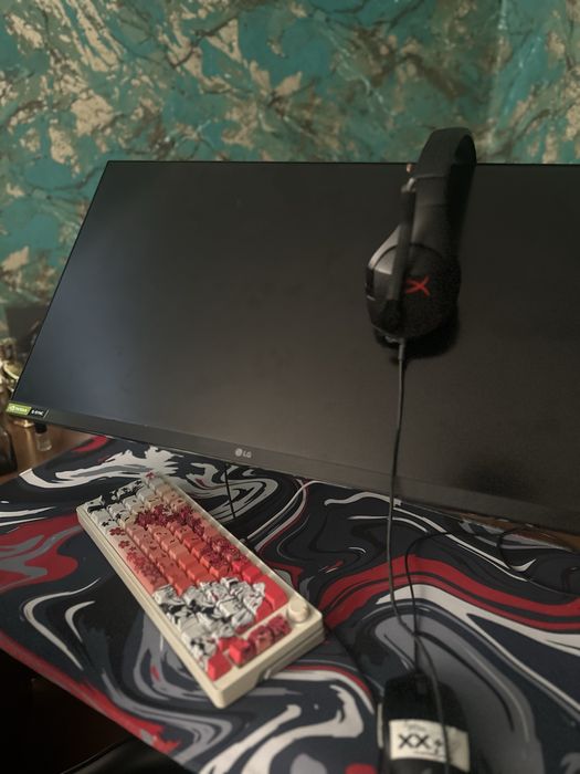 Манитор NVIDIA G-SYNC Compatible